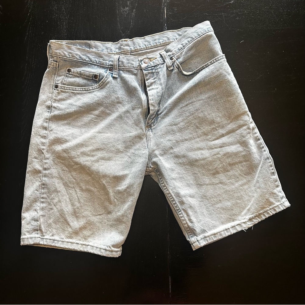 Vintage Wrangler Size 36 Light Wash Jean Shorts